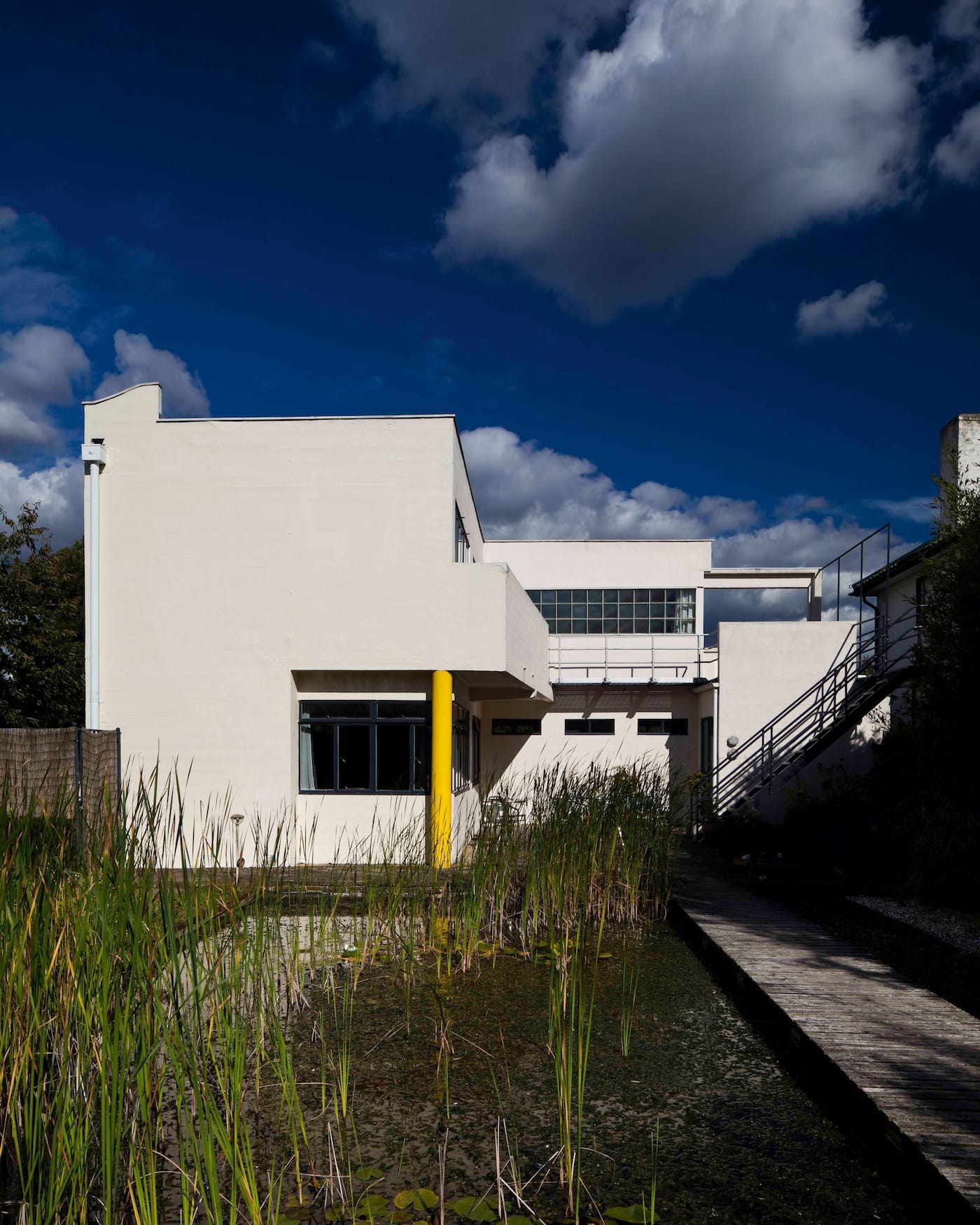 64 Heath Drive, Gidea Park, Essex (1934) (photo by Tom de Gay, courtesy of John Allan)