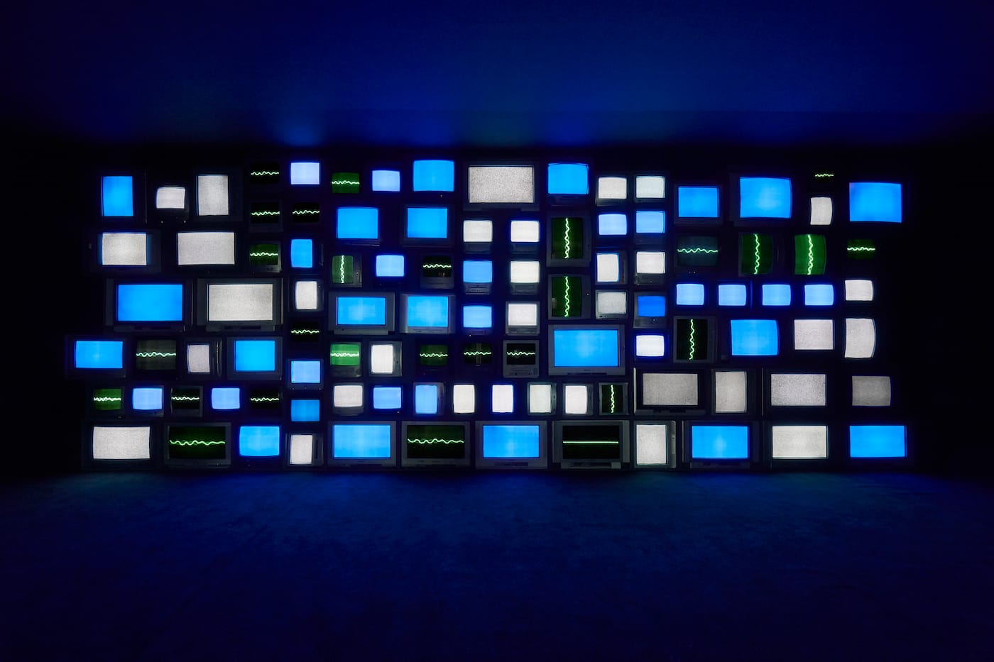 Susan Hiller, "Channels" (2013) (photo by Jack Hems , © Susan Hiller, courtesy Lisson Gallery)
