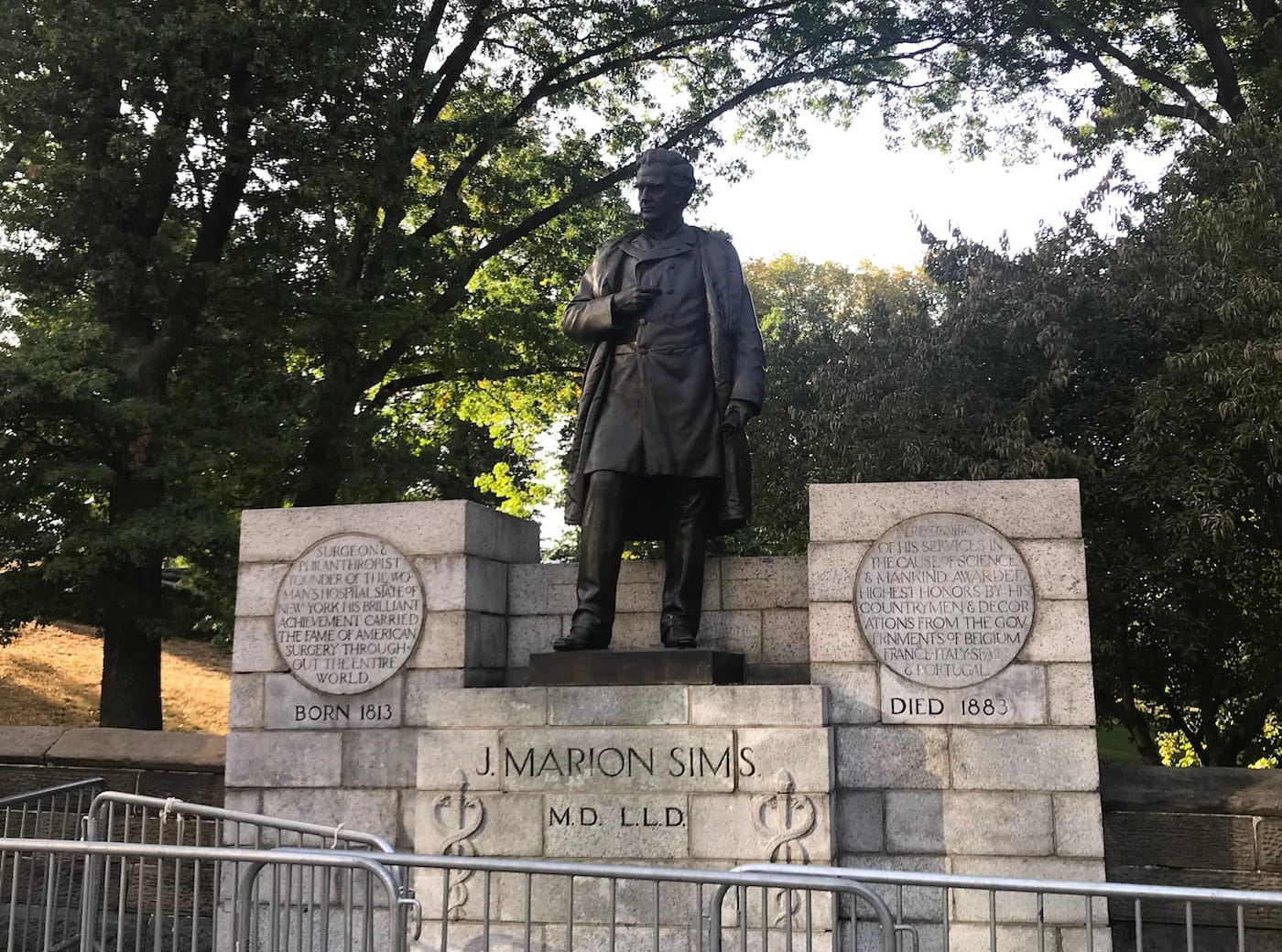 Statue of J. Marion Sims in Central Park (photo Benjamin Sutton/Hyperallergic)
