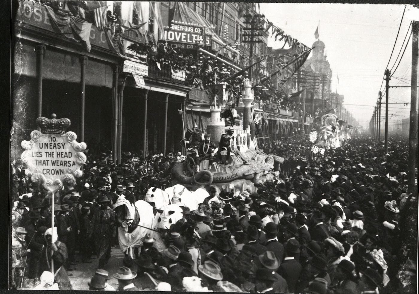 Float #10 in Rex parade (1902) (courtesy Louisiana Image Collection, Louisiana Research Collection, Tulane University)