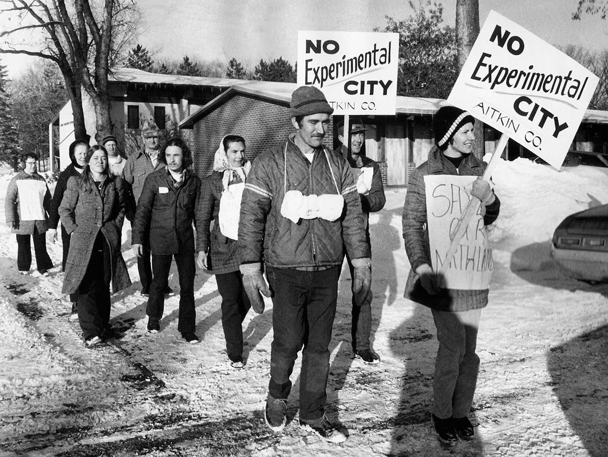 Protestors from rural Swatara, Minnesota, march 200 miles to the Capitol in St. Paul (1973) (courtesy Minnesota Historical Society)