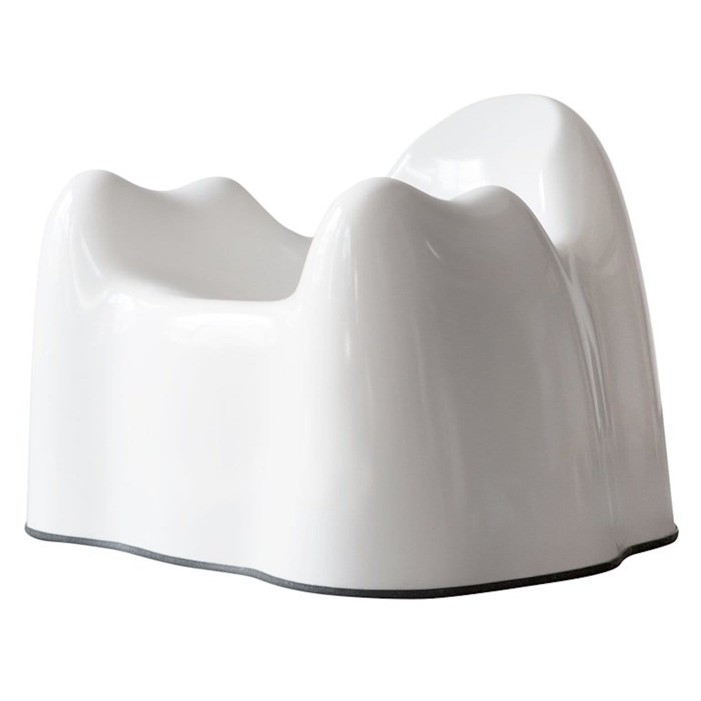 Wendell Castle, "Molar Group" White Armchair (ca 1969) (image courtesy of 1stDibs)
