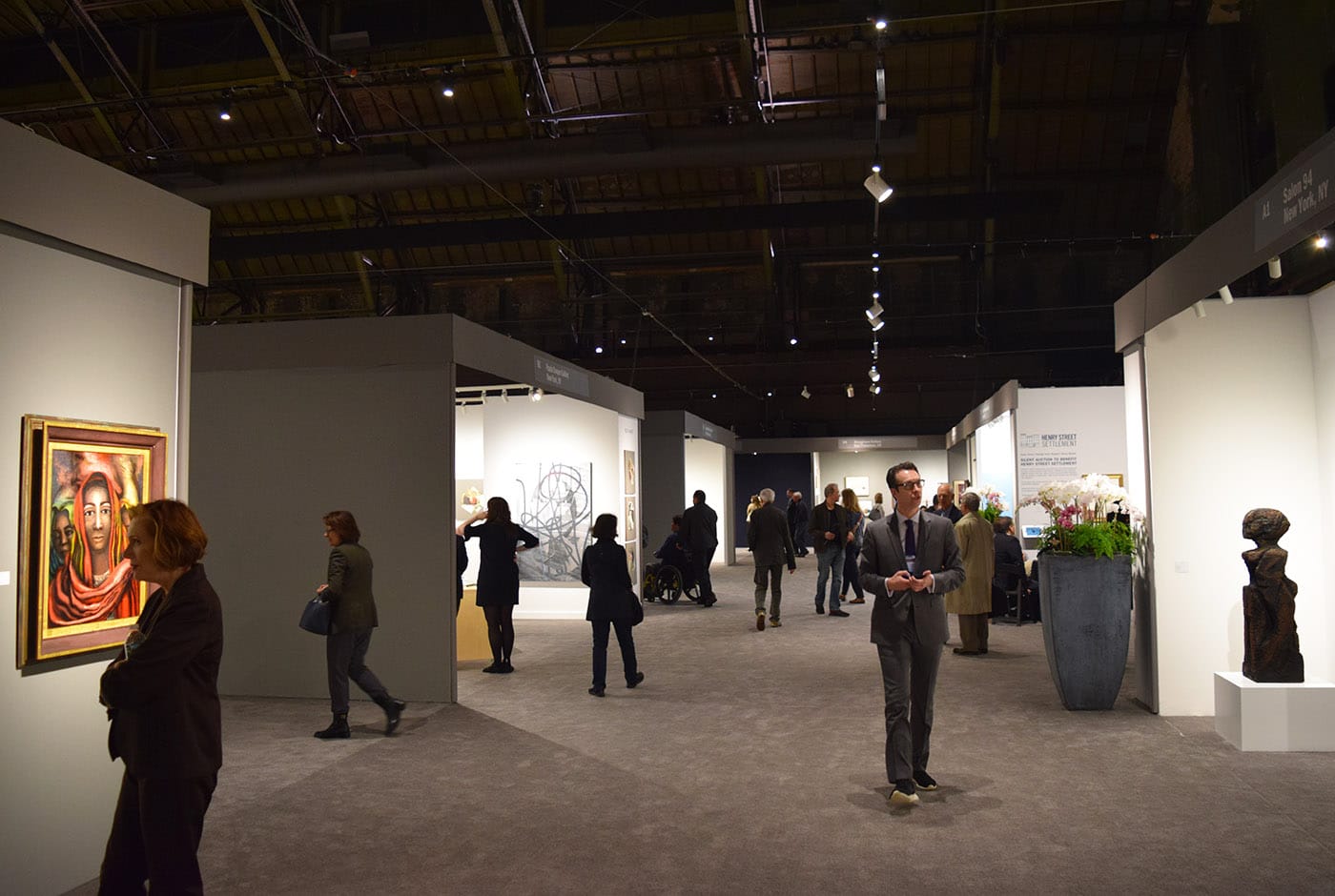 A view of the 2017 ADAA Art Show at the Park Avenue Armory (photo by the author for Hyperallergic)