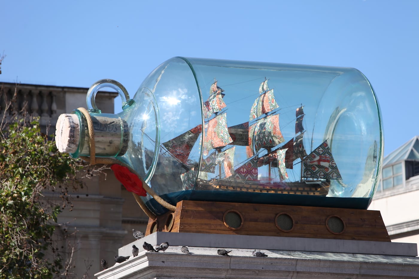 Yinka Shonibare MBE, "Nelson's Ship in a Bottle" (2010) in Trafalgar Square (photo by QuentinUK, via Wikimedia Commons)