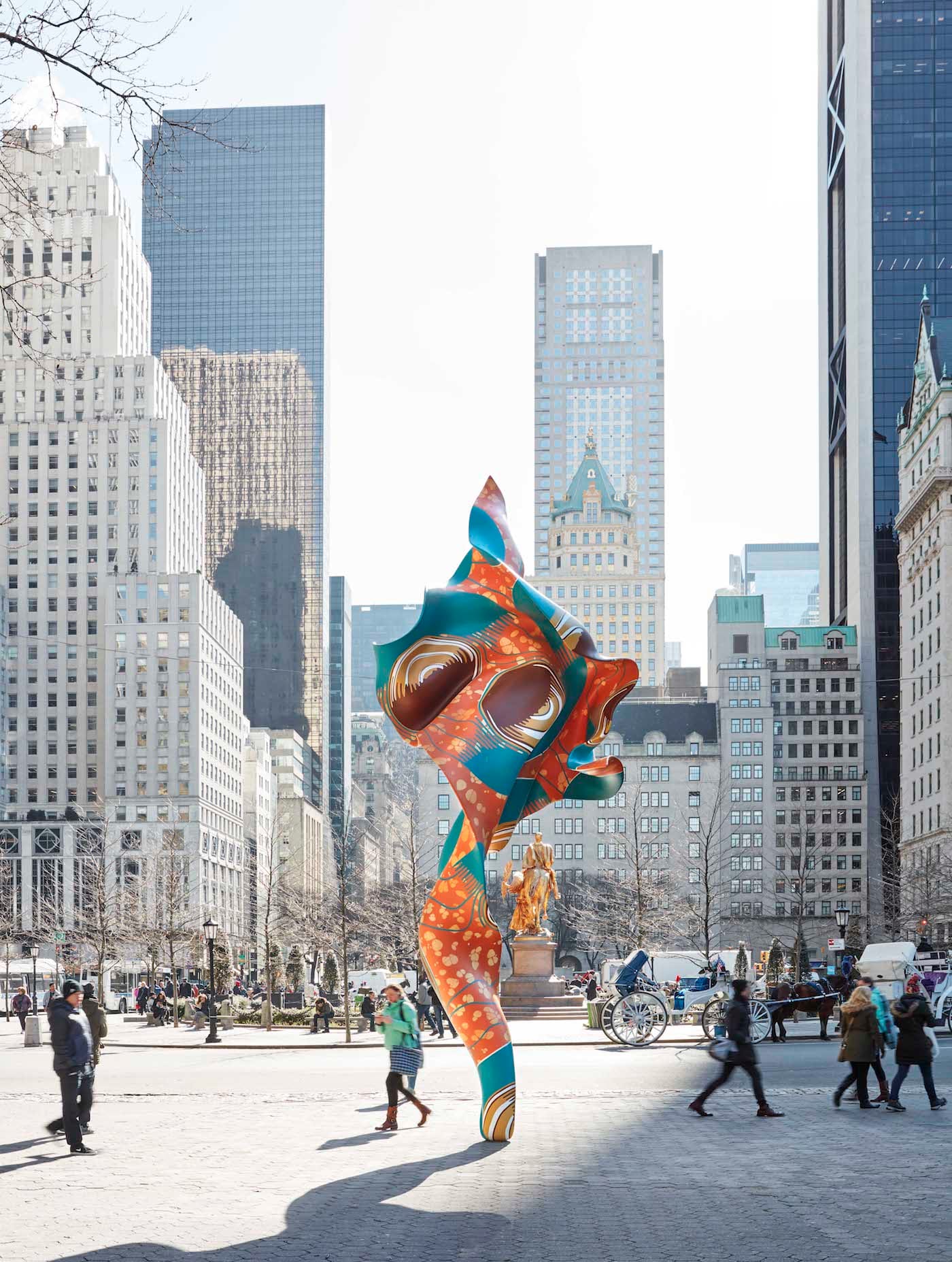 Yinka Shonibare, "
Wind Sculpture (SG) I" (2018), hand-painted fiberglass resin cast
(courtesy Collection of Davidson College, NC, and James Cohan Gallery, NY; photo by Jason Wyche, courtesy of Public Art Fund, NY)