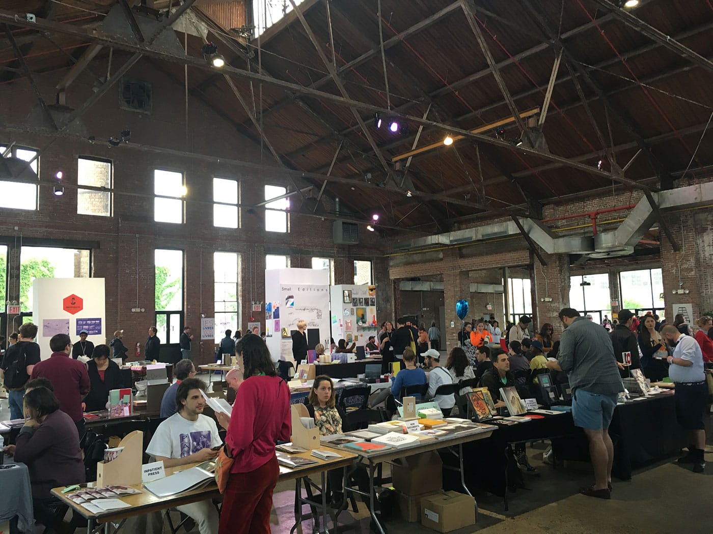 A view of the BABZ Fair 2017 (photo by Megan N. Liberty/Hyperallergic)