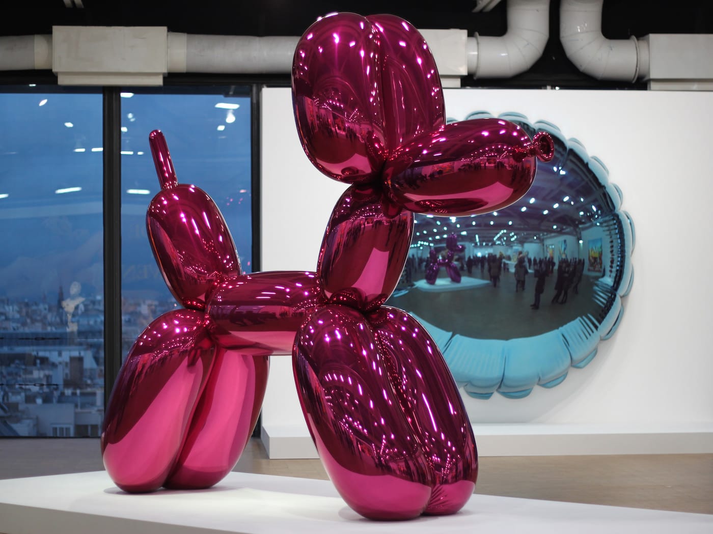 Installation view of Jeff Koons's retrospective at the Centre Pompidou (photo by Dious, via Flickr)