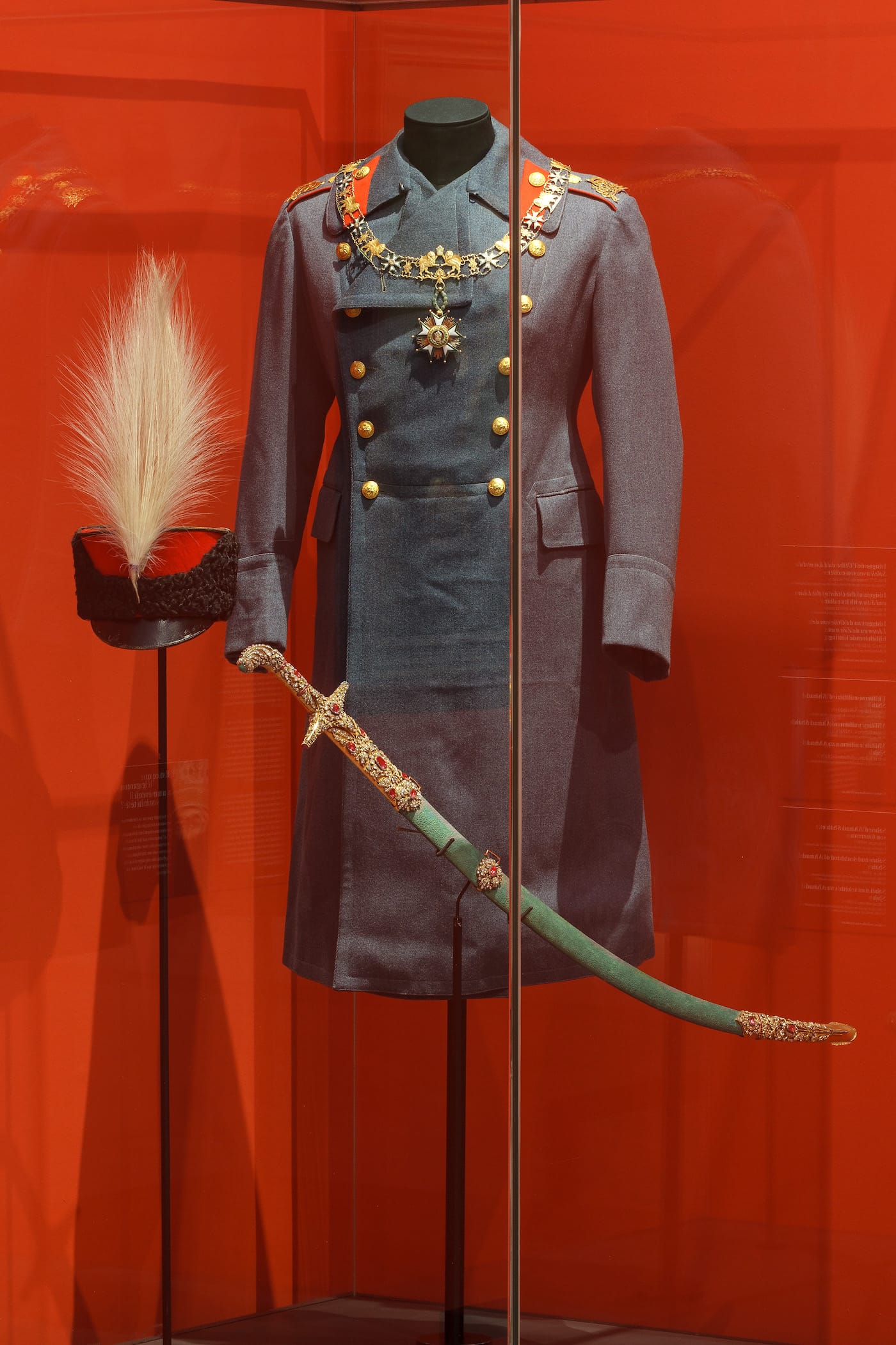 A 19th-century military uniform on view in <em/>The Rose Empire: Masterpieces of 19th Century Persian Art at the Louvre-Lens (photo by Laurent Lamacz, courtesy Louvre-Lens)