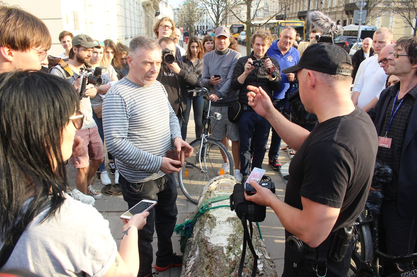 Pawel Althamer delivering his sculpture for Lech Kaczyński in front of the Presidential Palace in Warsaw, Poland
