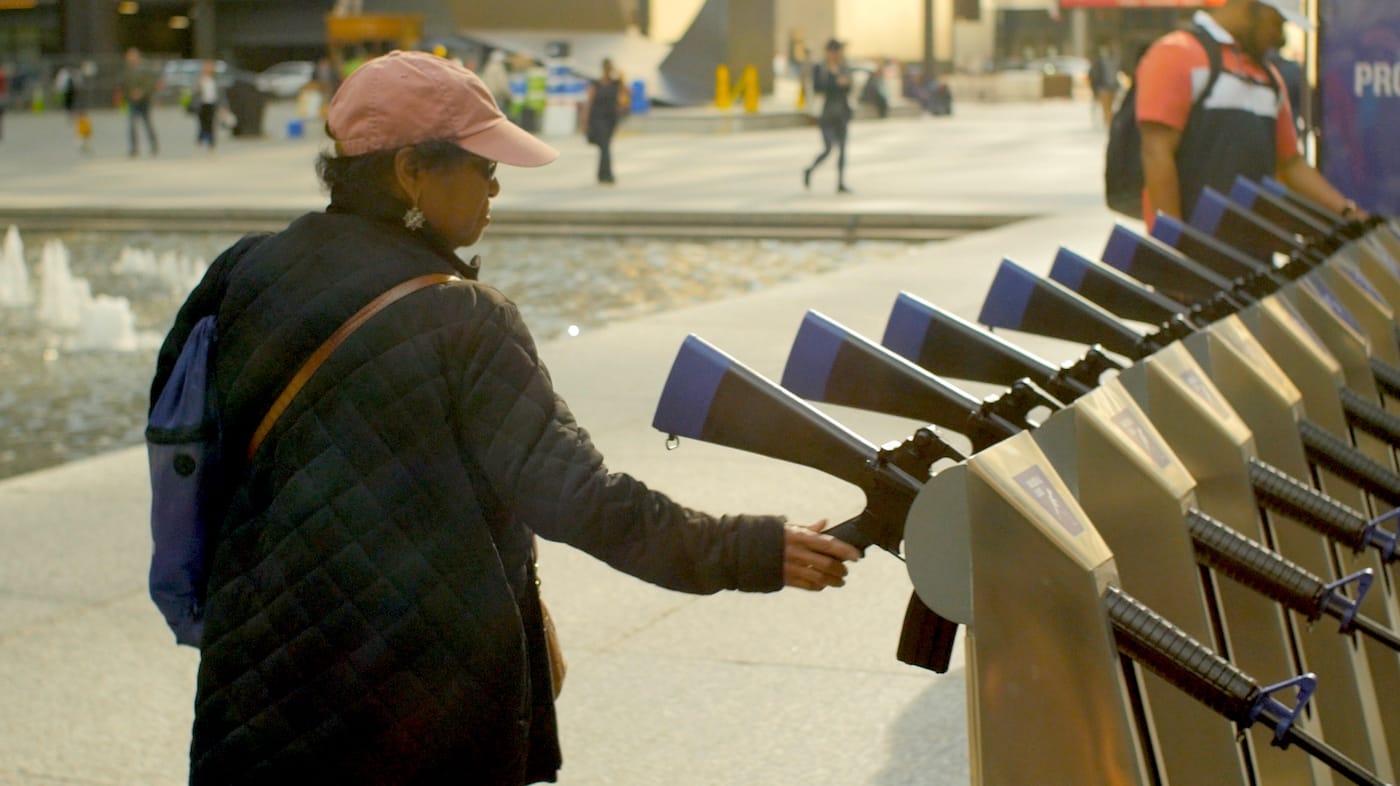 The "Metro Gun Share Program" station in Daley Plaza, Chicago