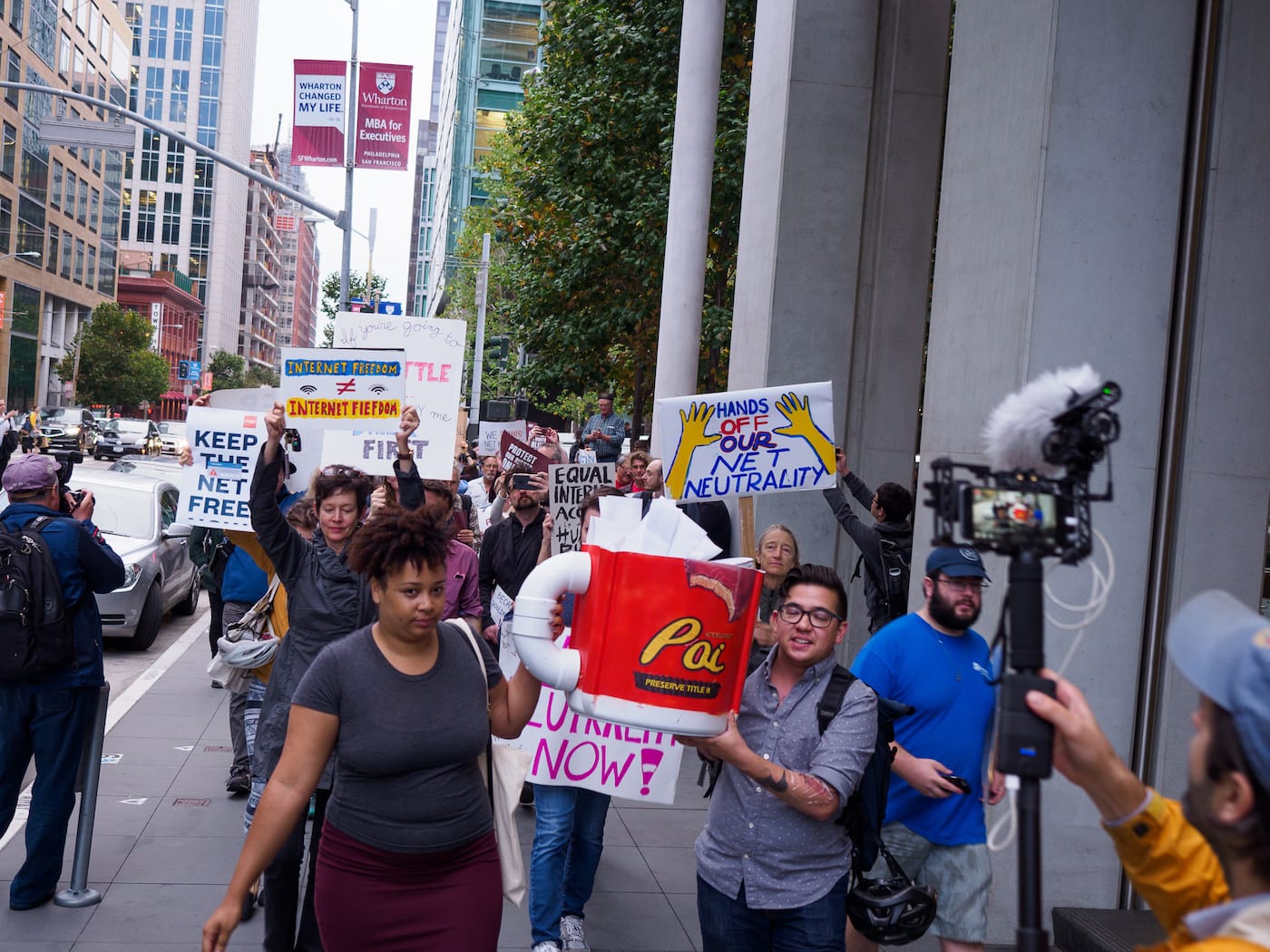 A net neutrality march in San Francisco in September 2017 (photo by Credo Action, via Wikimedia Commons)
