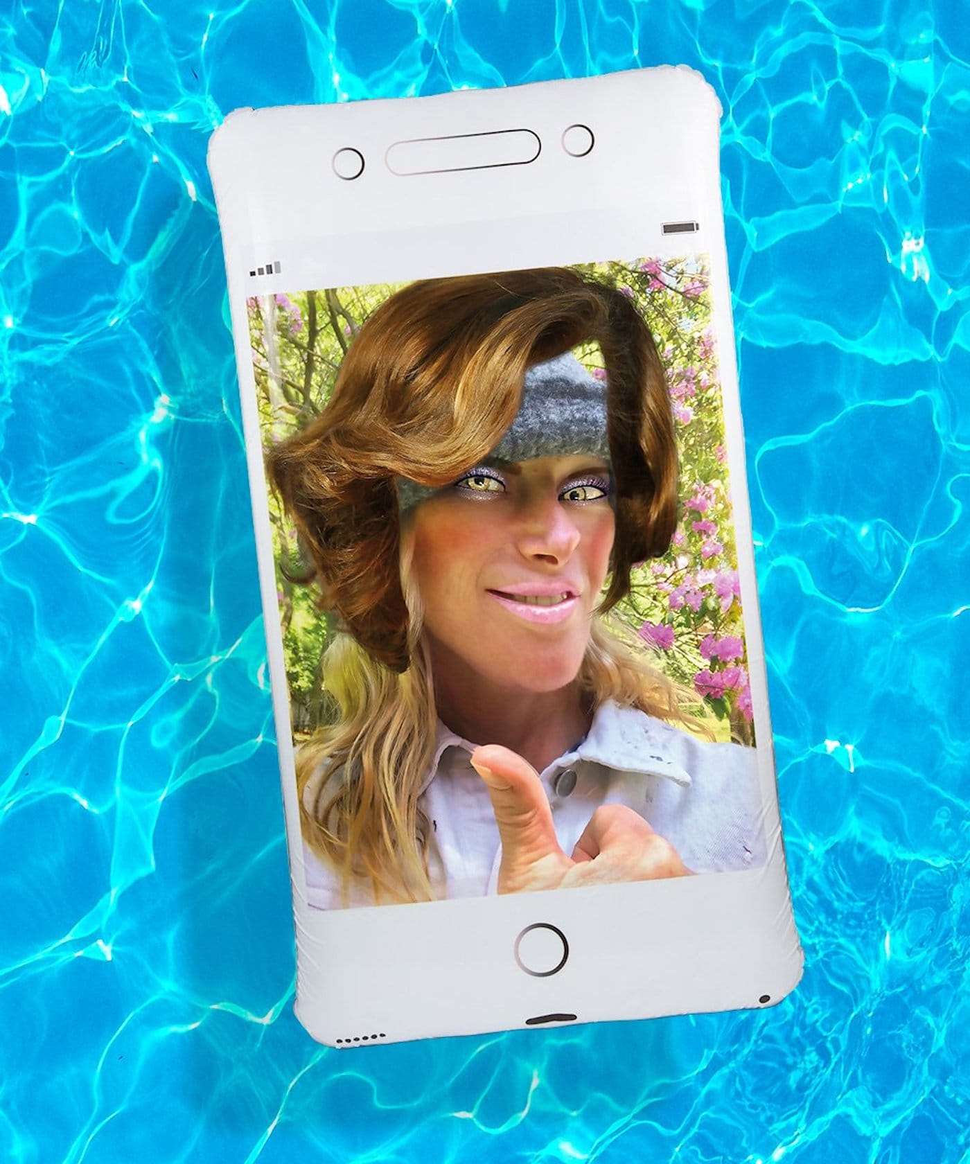 Cindy Sherman, "Oops" (2017), on a float (courtesy the artist, +Pool, and Third Drawer Down)