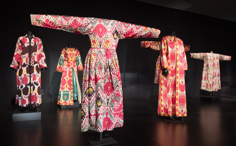 The Enduring Influence of Ikat Fabric, from Oscar de la Renta to Contemporary Design