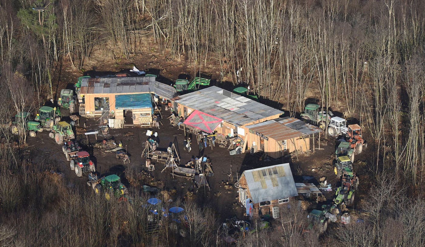 An occupied site in the ZAD circa 2013 (courtesy Crimeth Inc.)