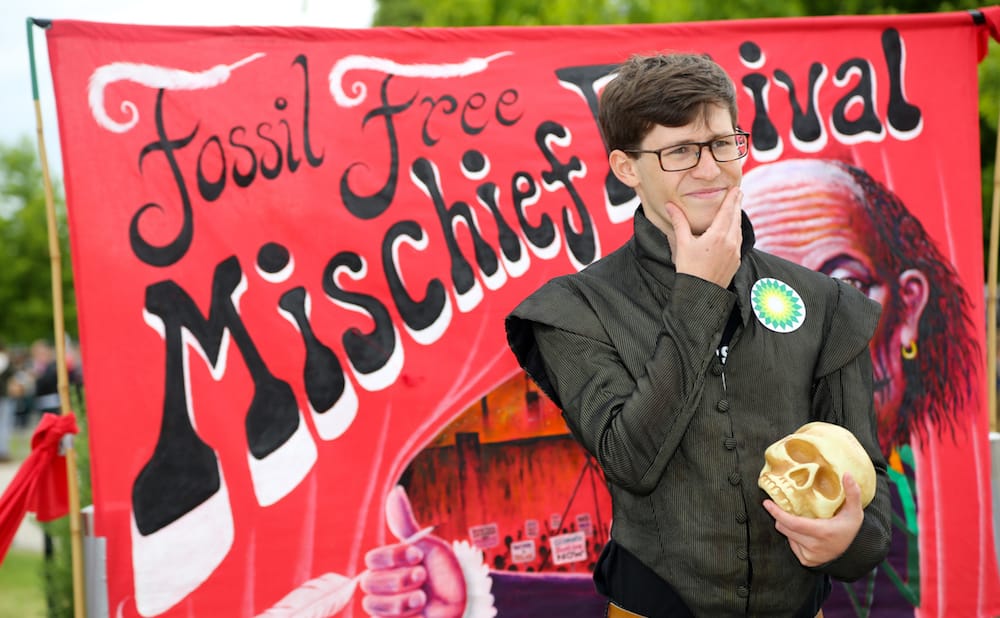 Protest Performance Pressures Royal Shakespeare Company to End BP Sponsorship