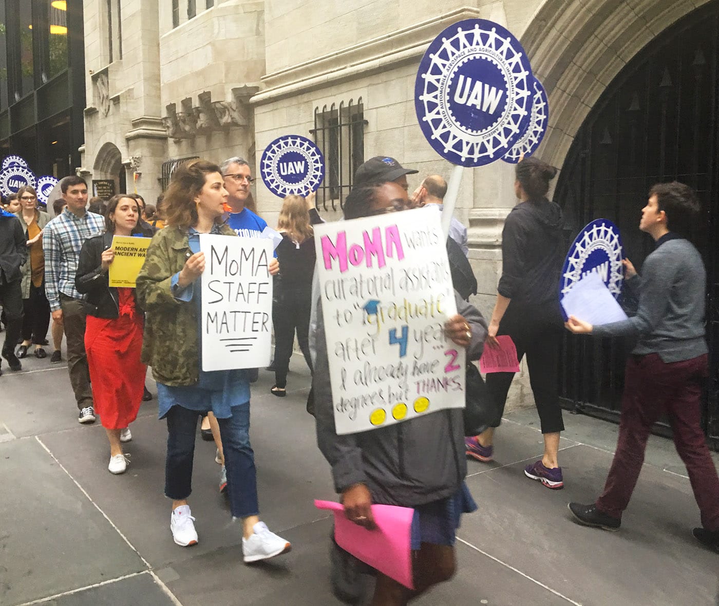 Demonstrators outside the Museum of Modern Art on May 31, 2018, calling for a fair contract for the museum's union workers.Demonstrators outside the Museum of Modern Art on May 31, 2018, calling for a fair contract for the museum's union workers.