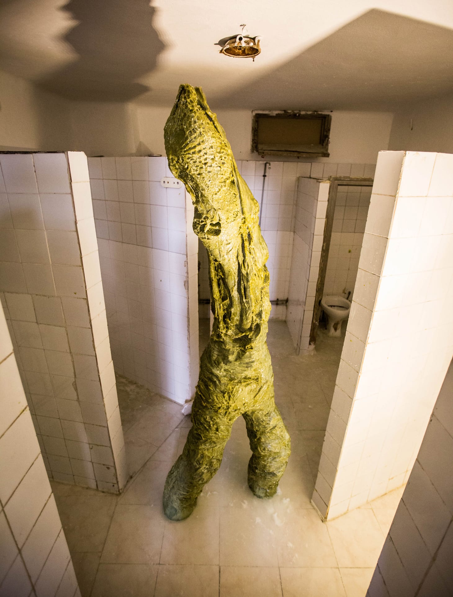 Alex Ayed, "Kercha" (2018) (photo by Wassim Griman for the Kamel Lazaar Foundation)