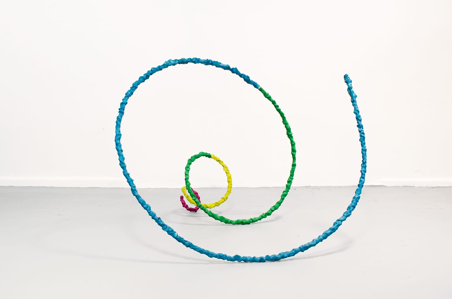 Liz Glynn, "Eternal Return II" (2017), epoxy clay with acrylic, 35 x 39 x 48 in. (image courtesy of Mass MoCA)