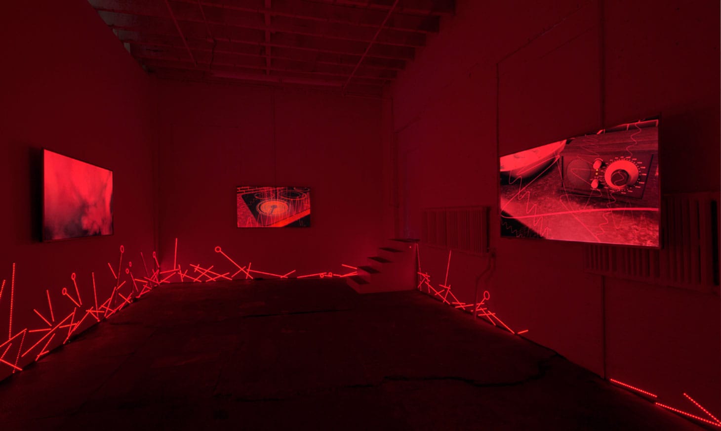 Installation view, <em>Hidden Hiss</em> (image courtesy SIGNAL)