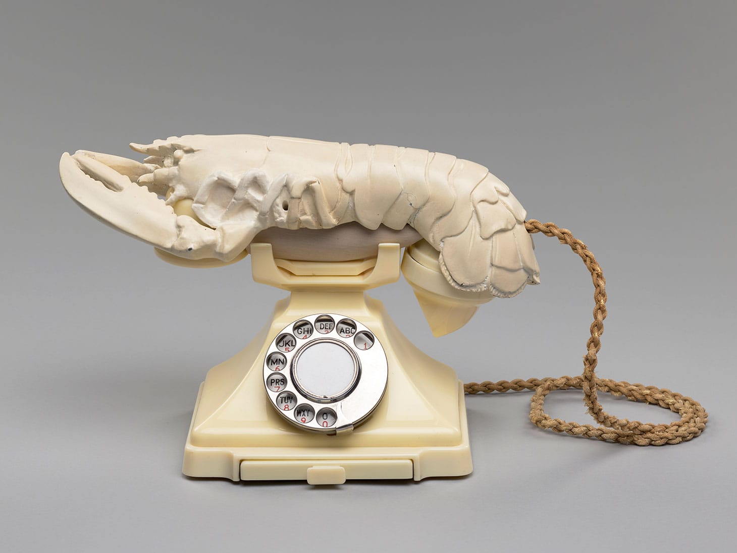 Salvador Dalí "Lobster Telephone" (1938), painted plaster and Bakelite telephone, 21.3 x 31 x 17cm (image courtesy the National Galleries of Scotland, purchased by the Henry and Sula Walton Fund, with assistance from the Art Fund, 2018)
