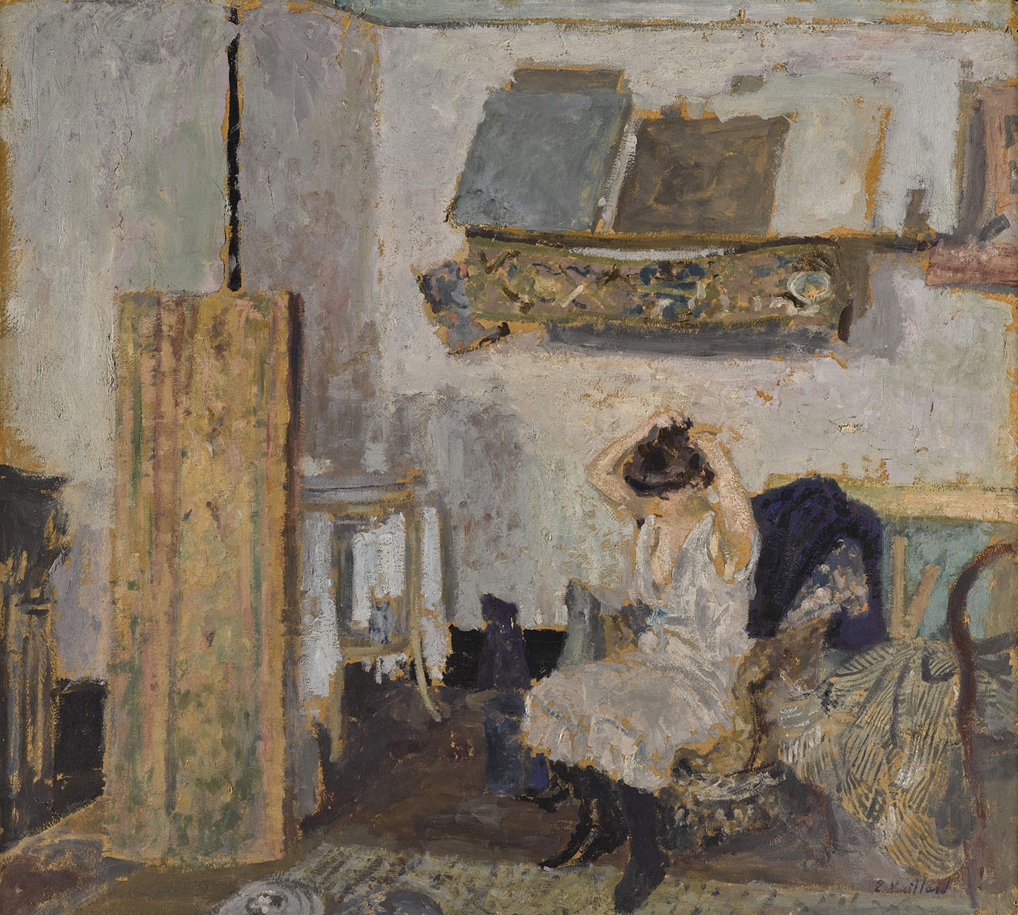 Édouard Vuillard, "Modèle assise dans un fauteuil, se coiffant" (c.1903), oil on board, 61 x 67 cm (image courtesy Pallant House Gallery)