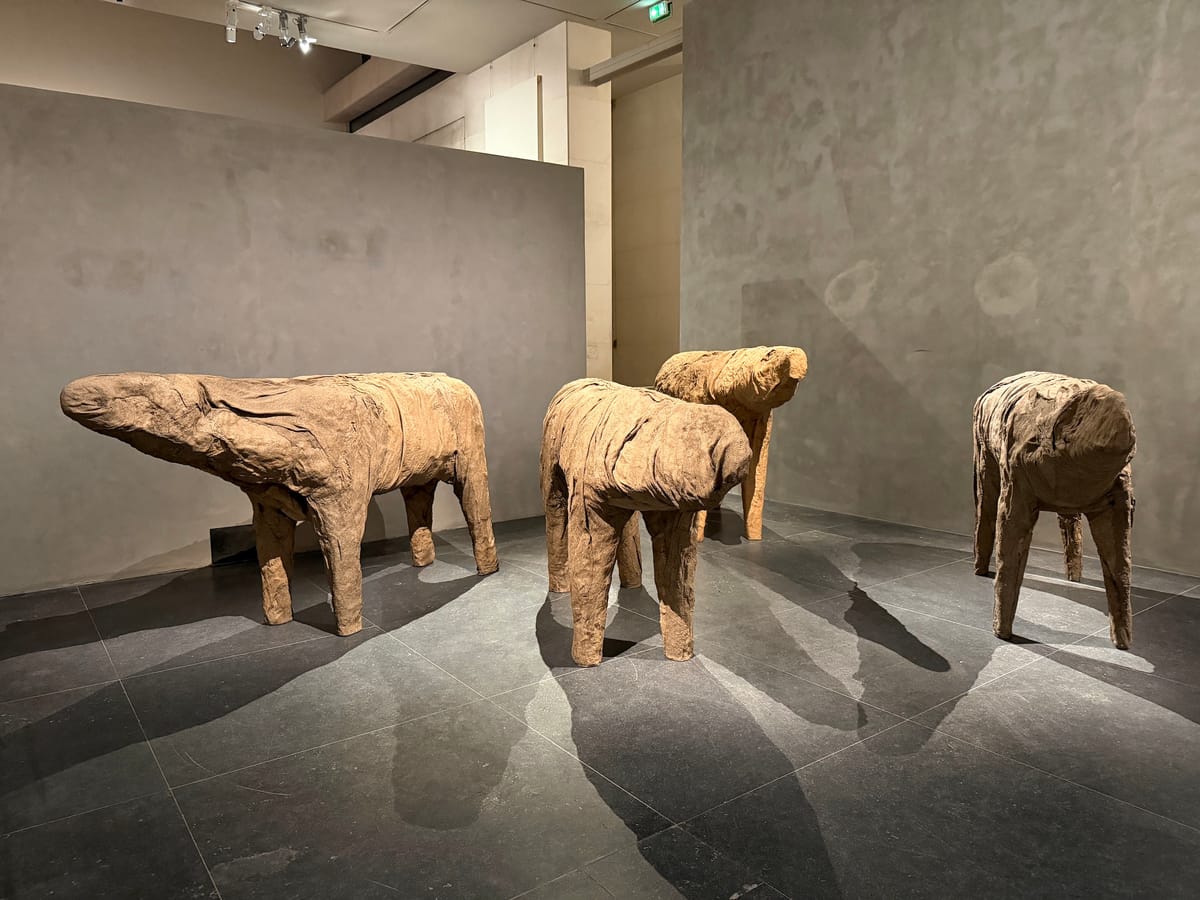Magdalena Abakanowicz Sculpted the Collective Body