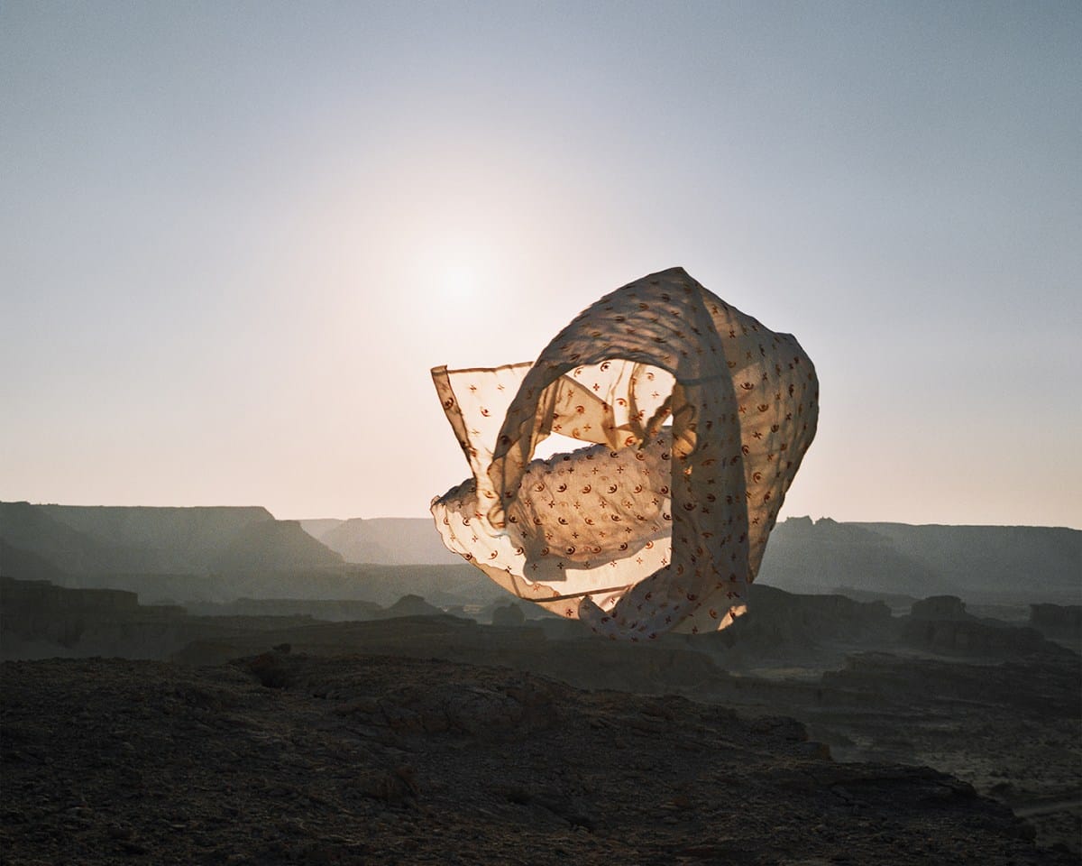 Uncanny Images of Iran’s Windswept Coasts