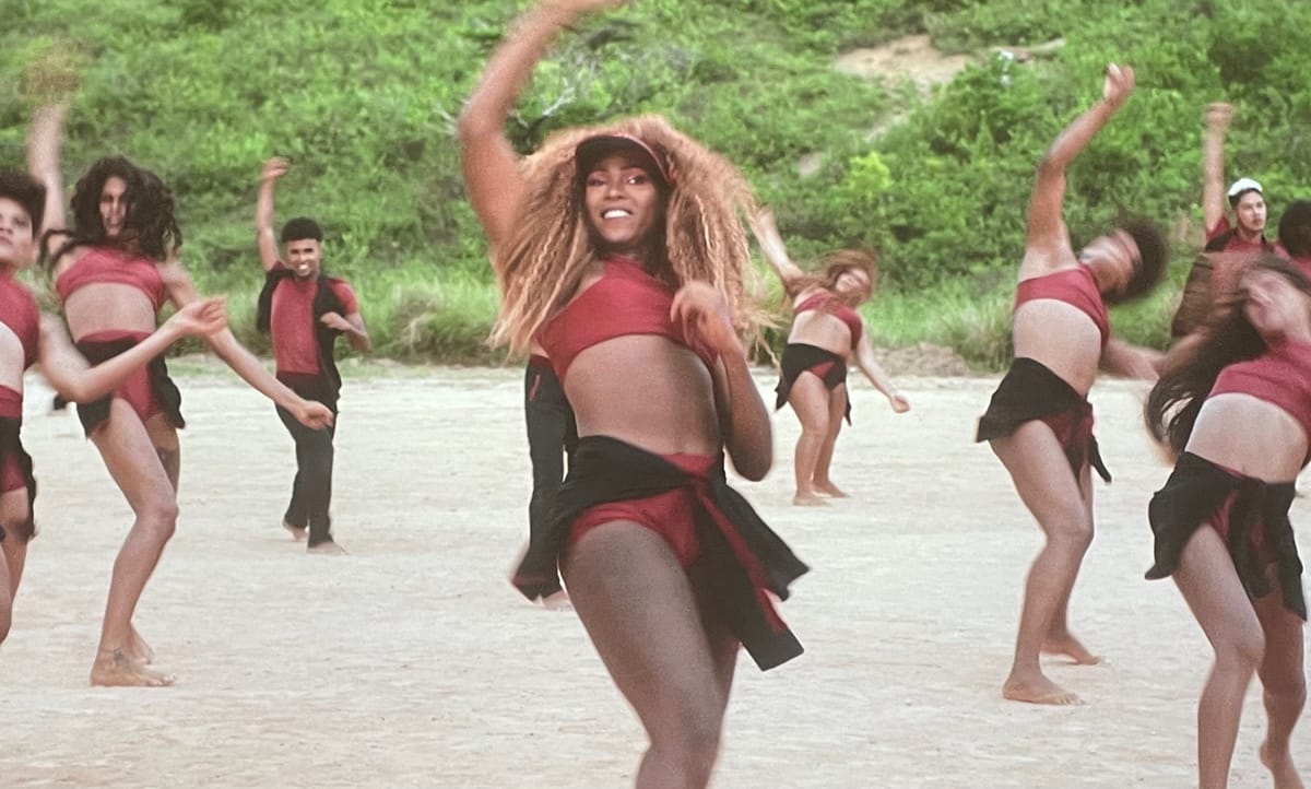 Searching for Brazilian Identity Between Performance and Life