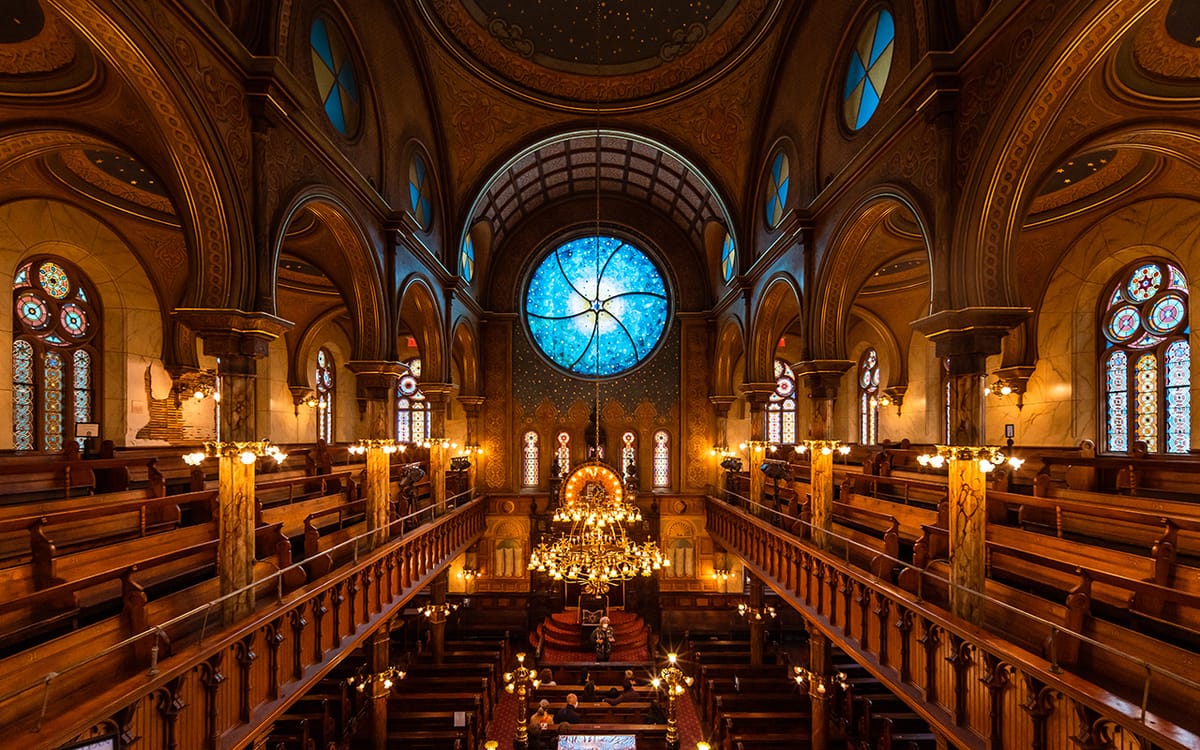 Multicultural Manhattan Synagogue Regains Its Past Splendor