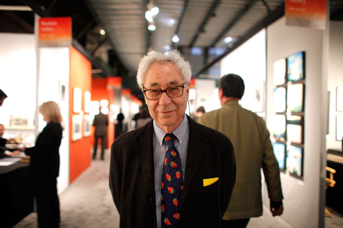 Elliott Erwitt, Photographer With a Sense of Humor, Dies at 95