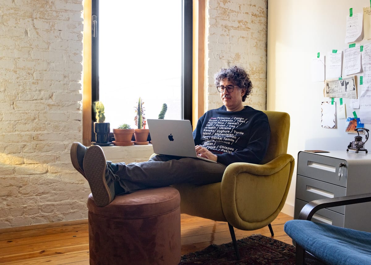 Hyperallergic Editor-in-Chief Hrag Vartanian Wins Rabkin Lifetime Achievement Award