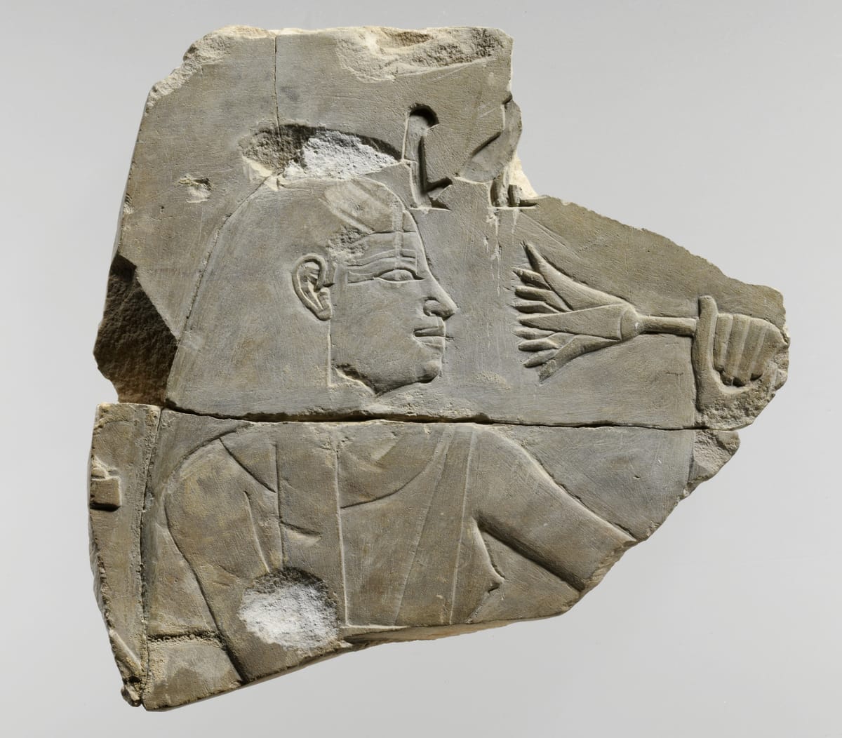 Archaeologists Reconstruct the Scents of Ancient Mummification