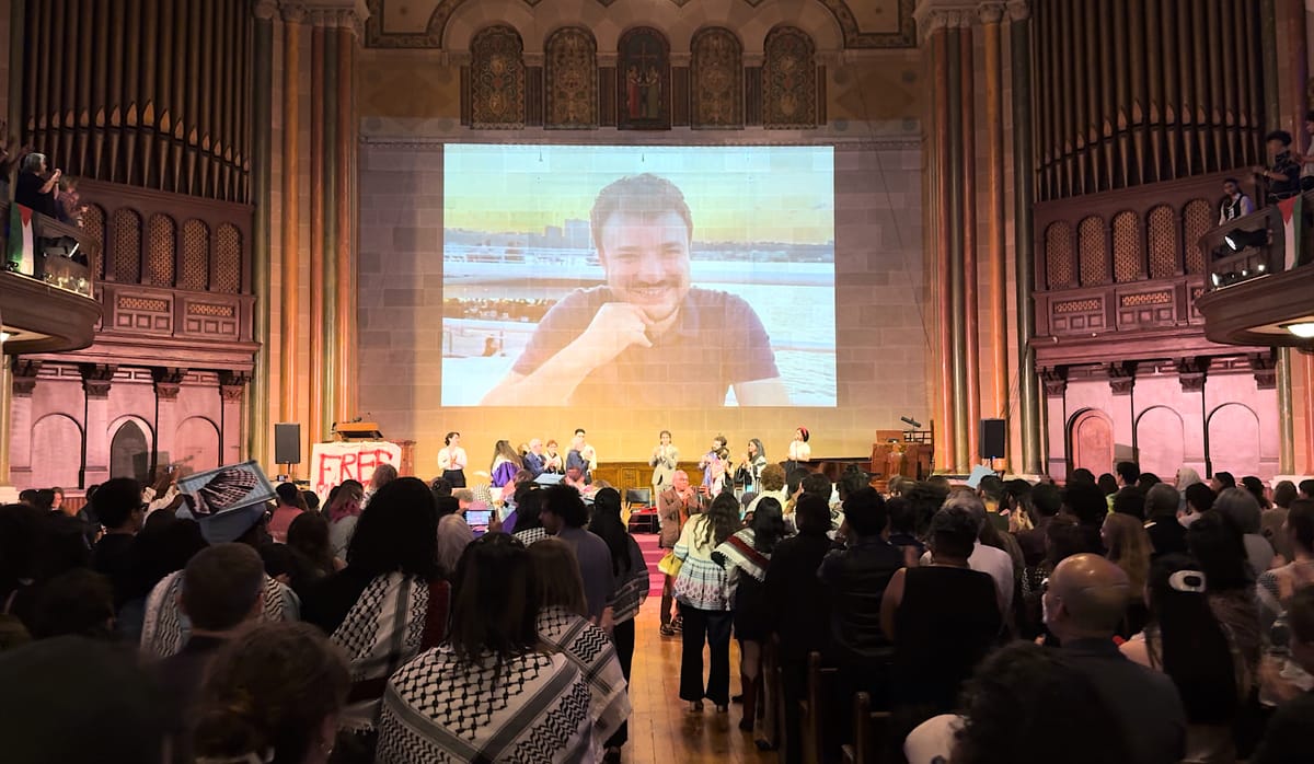 Columbia Students Honor Mahmoud Khalil in Unofficial Commencement