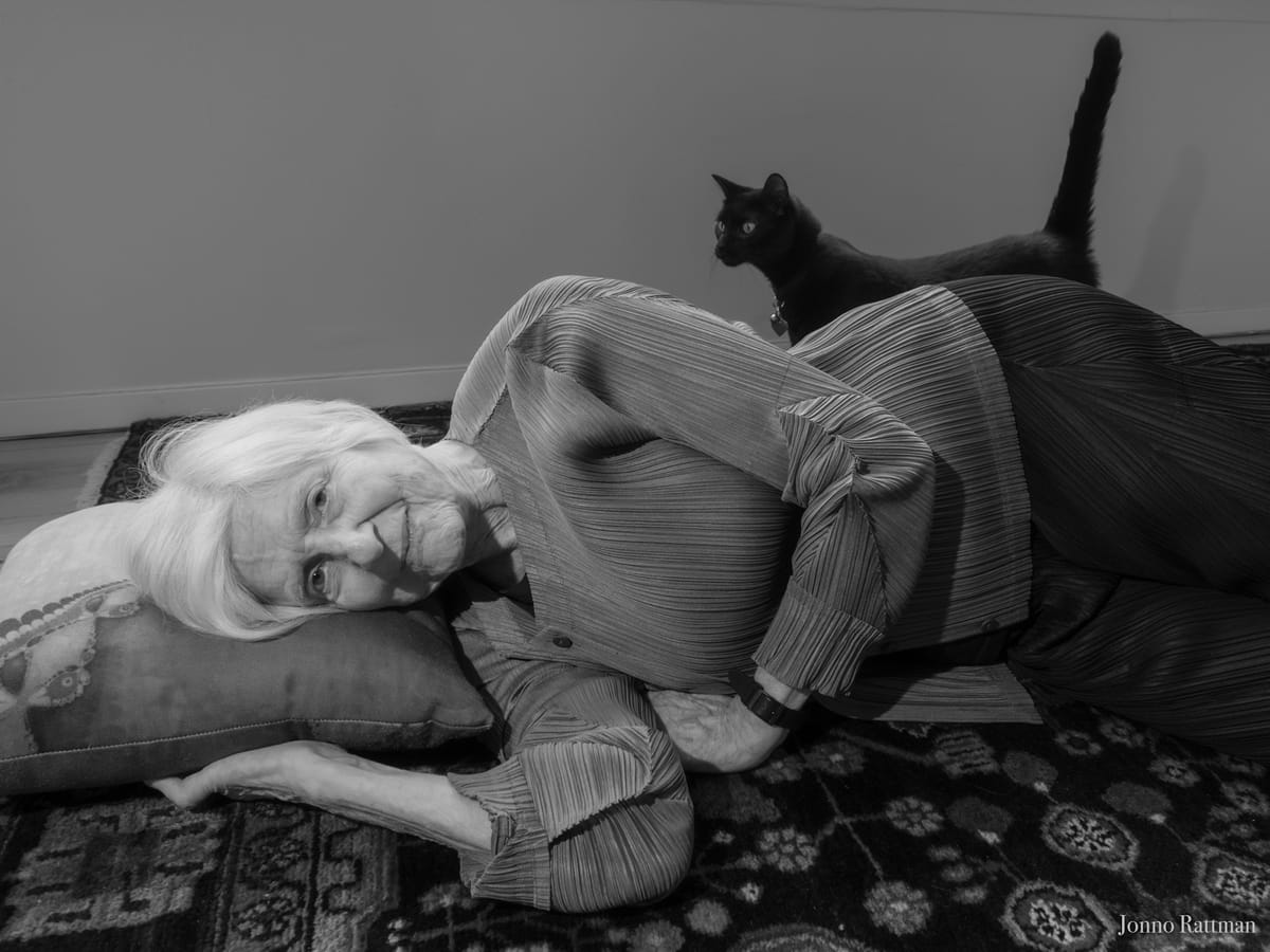 Rosalind Fox Solomon, Photographer of Lived Experience, Dies at 95