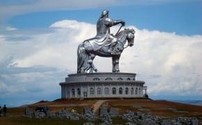 Looking for Genghis Khan's Tomb, SFMOMA Preps for Fisher Collection, 73-Year-Old Arrested for Tagging in LA