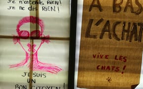 Protesters Hijack Paris Metro Billboards