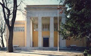 Cutting the 2011 Venice Biennale Jargon