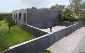 Postmodern Safe House Packs Itself Up