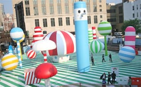 Friendly Balloons Invade the High Line