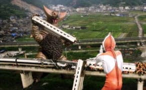 Social Media Street Art Responds to Chinese Train Disaster