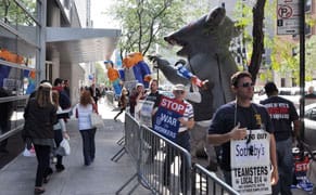 Fight Returns to New York as Locked Out Art Handlers Continue Protest Against Sotheby's