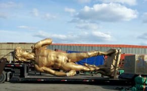30 Ft Naked Guy Arriving in New York Today!