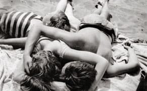 Something Special About Her, Eva Besnyö at the Jeu de Paume