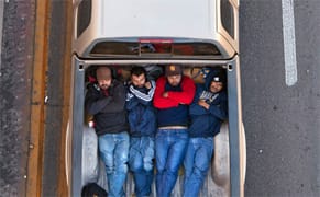 Photos of Car-Pooling Migrants Reveal Another Layer to Mexico's Hyper-Urbanization