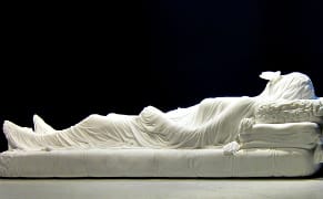 The Alchemy of Sorrow: Mixing Memorial Art with Contemporary Sculpture