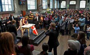 An Artist's Plan to Get Everyone in Switzerland Paid