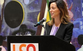 Major Arts Funding Organization Leaves LA for Chicago