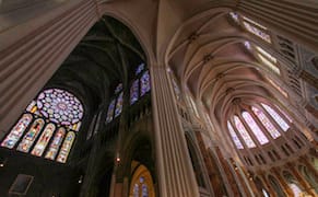 Holy Hell: Critic Alleges Major Restoration of Chartres Cathedral Is "Fake"