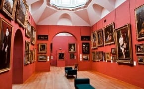 London Museum Plants Fake in Its Collection