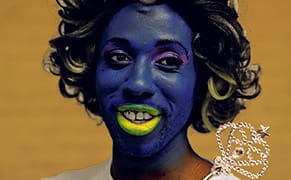 A Warhol-Inspired Performance Pops in the Wrong Ways